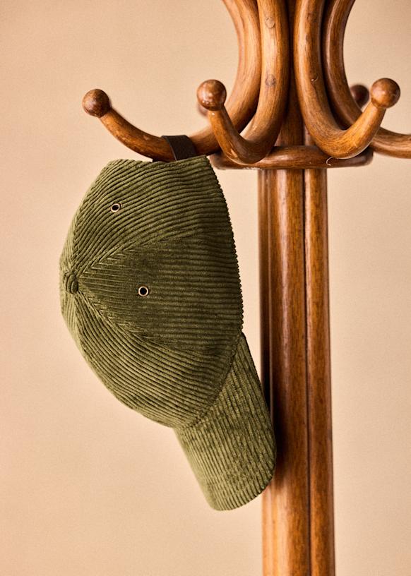 Chase Corduroy Cap