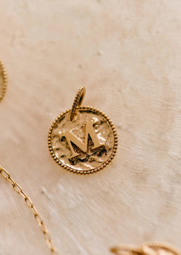Sara Pendant 9-carat gold - Letters I to P