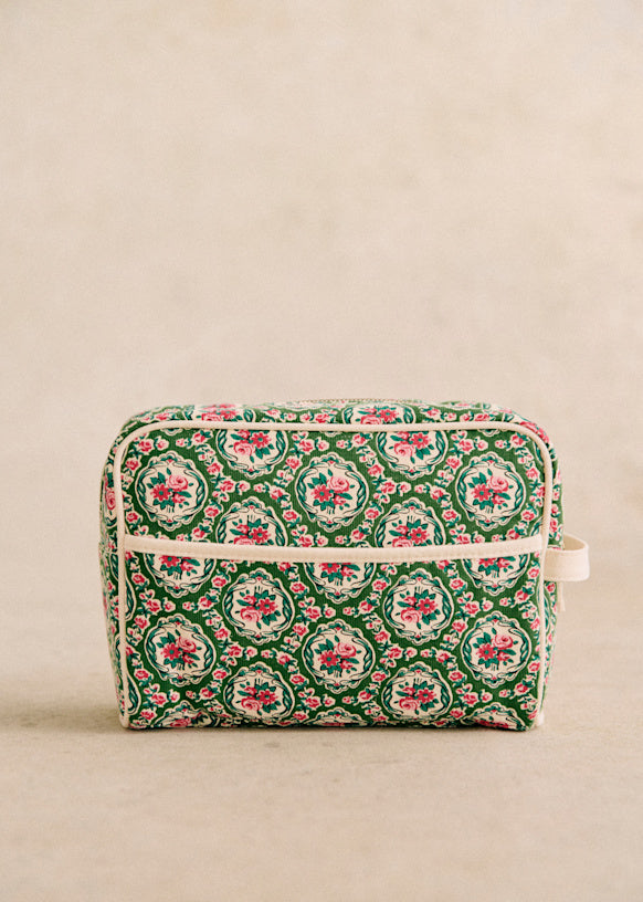 Large toiletry bag