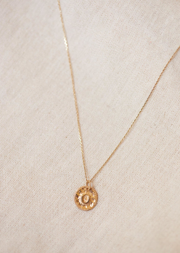 Sara Pendant 9-carat gold - Letters I to P
